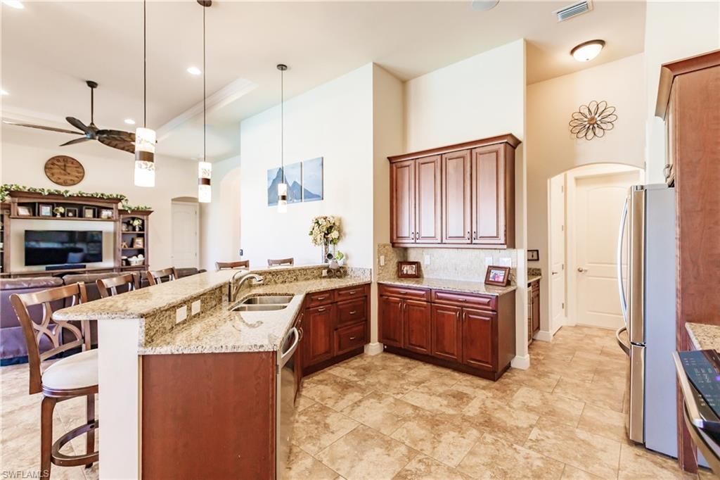 133 SW 54th Ter, Cape Coral, FL 33914 Photo