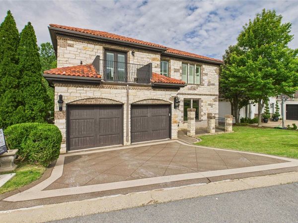 11 La Scala Court, Little Rock, AR 72212