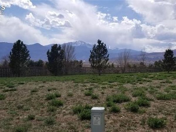 3724 Scott Lane, Colorado Springs, CO 80907