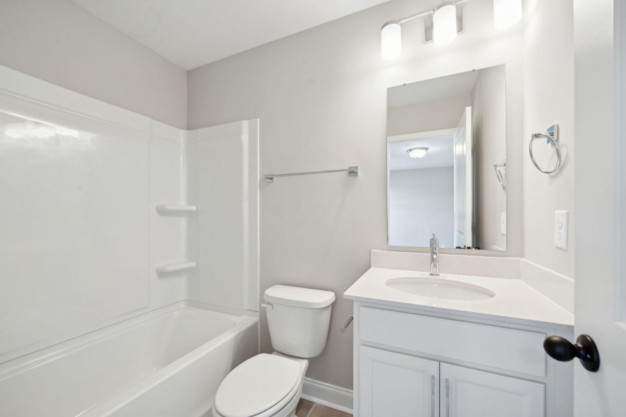 822 Alma Square Drive Photo 24