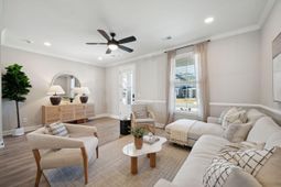 822 Alma Square Drive photo 4