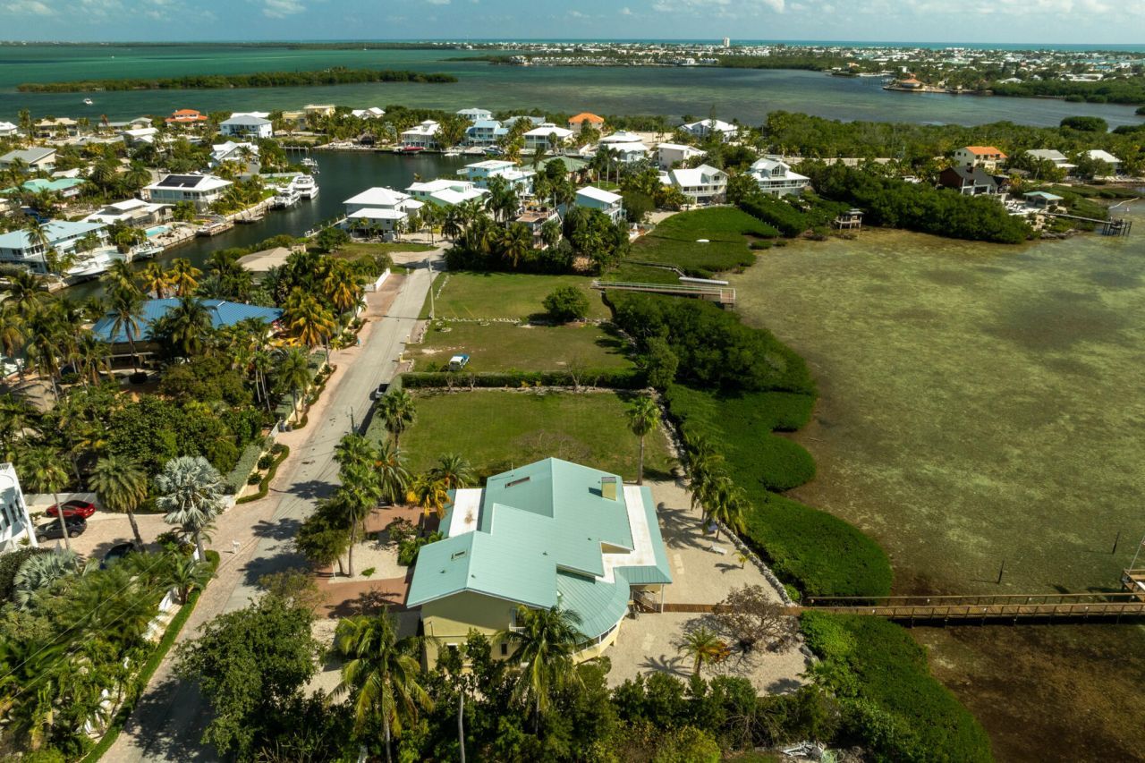120 Pirates Cove Drive, Marathon, FL 33050 Photo