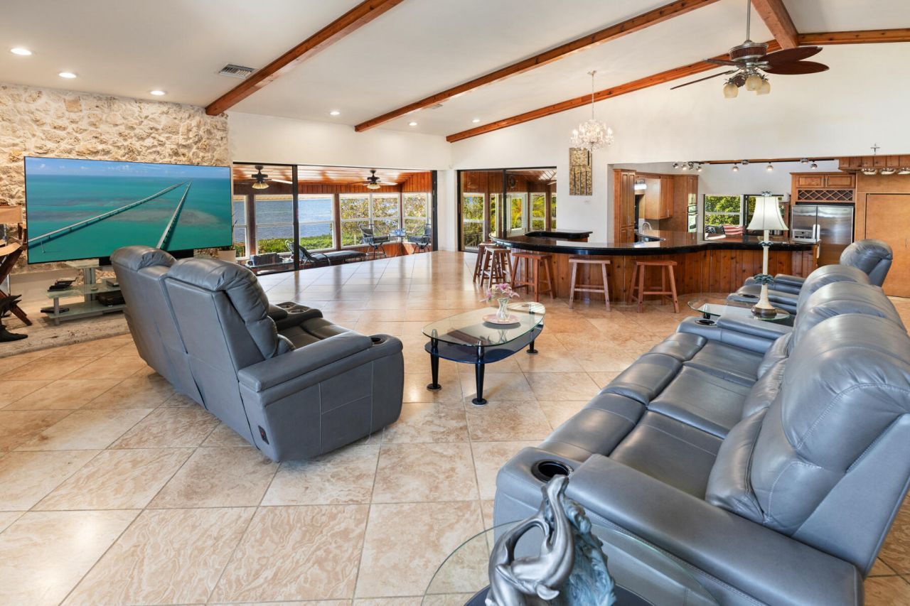 120 Pirates Cove Drive, Marathon, FL 33050 Photo