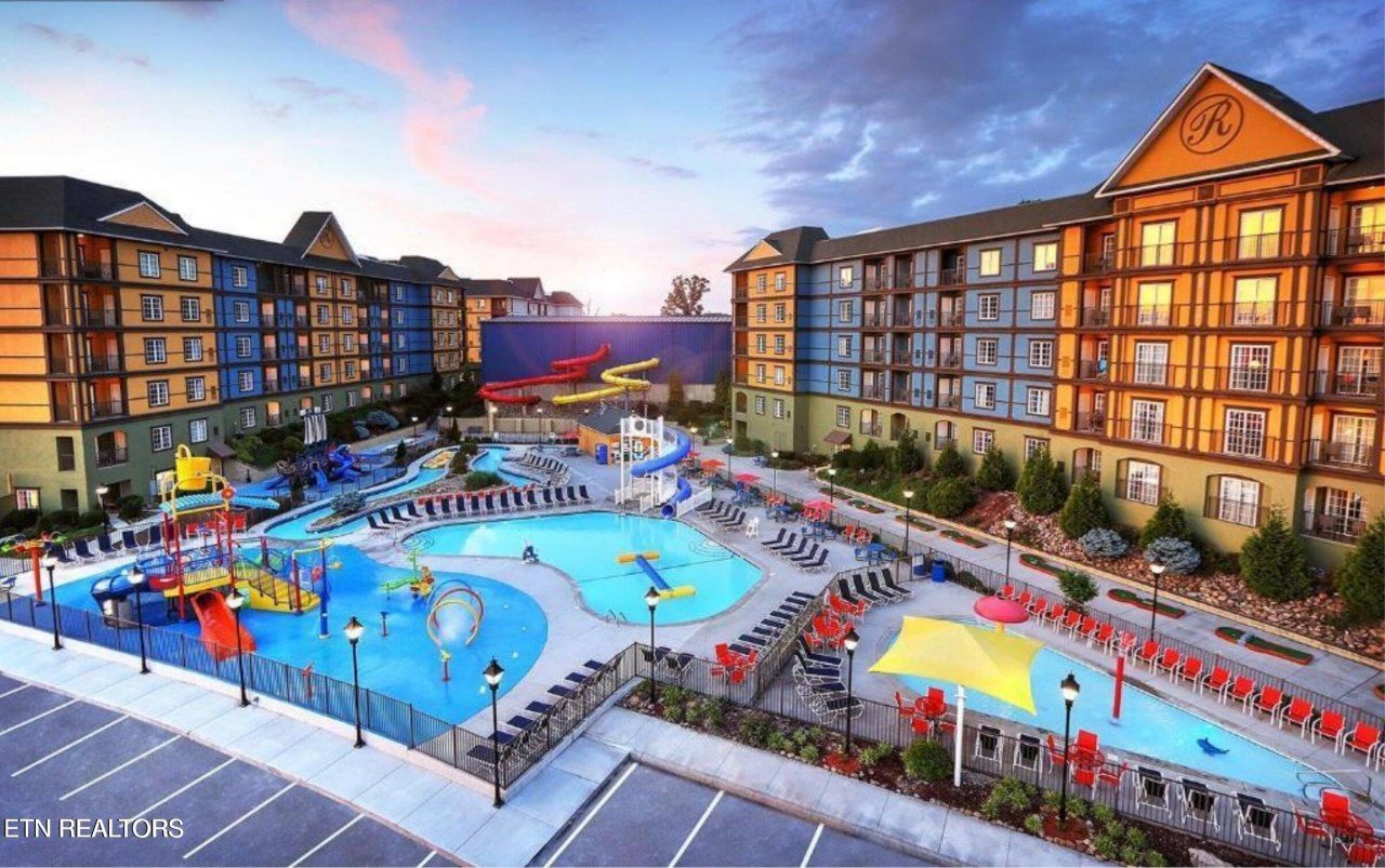 225 Collier Dr Unit 2405, Sevierville, TN 37862 Main Photo