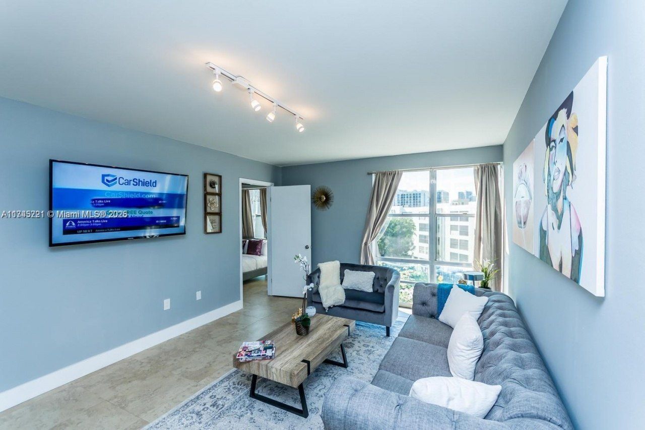 17620 Atlantic Blvd, Unit 519, Sunny Isles Beach, FL 33160 Photo