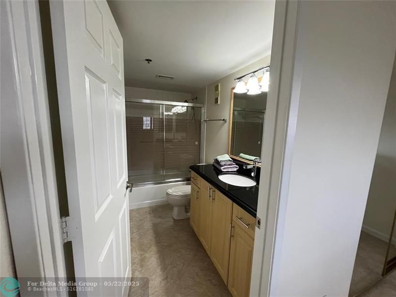 7260 Kinghurst Drive, Unit 606, Delray Beach, FL 33446 Photo