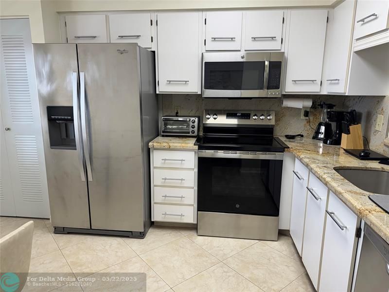 7260 Kinghurst Drive, Unit 606, Delray Beach, FL 33446 Photo