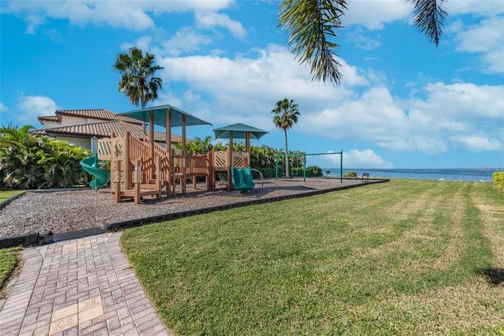 5913 La Rosa Lane, Apollo Beach, FL 33572 Photo