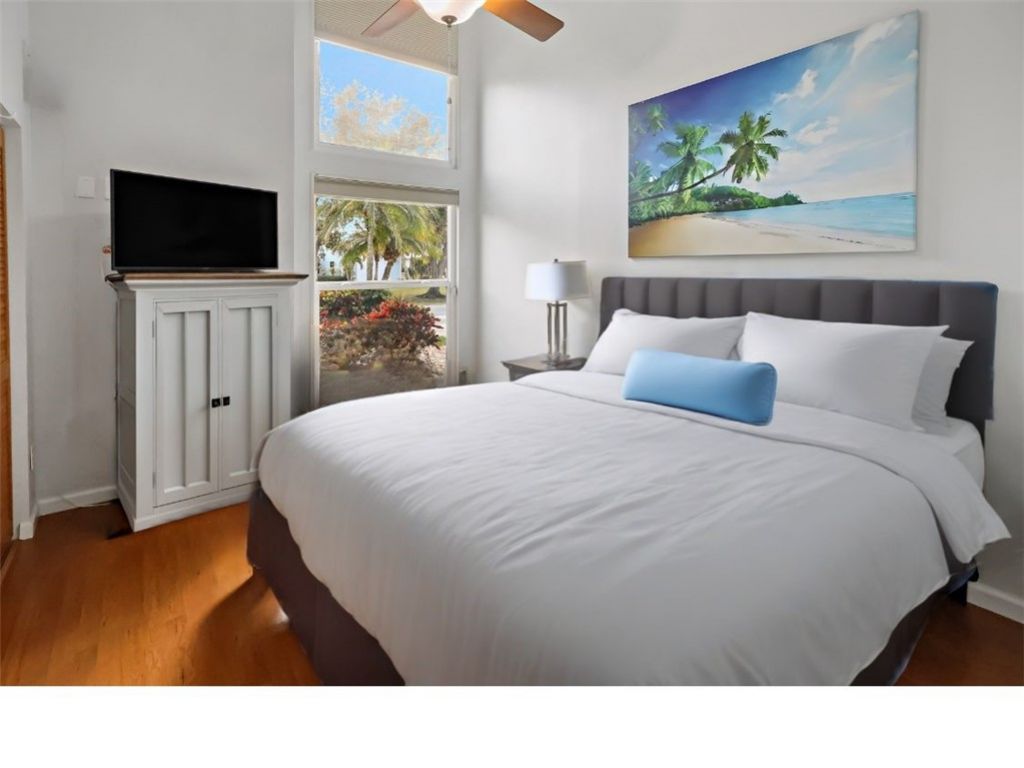 1319 SW Dyer Point Road, Palm City, FL 34990 Photo