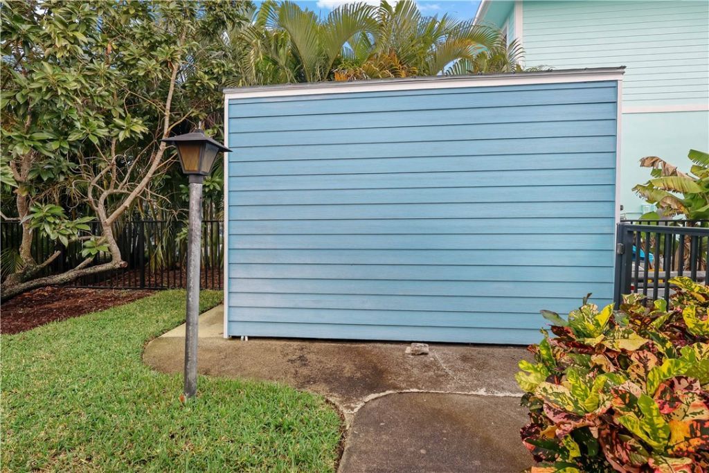 1319 SW Dyer Point Road, Palm City, FL 34990 Photo