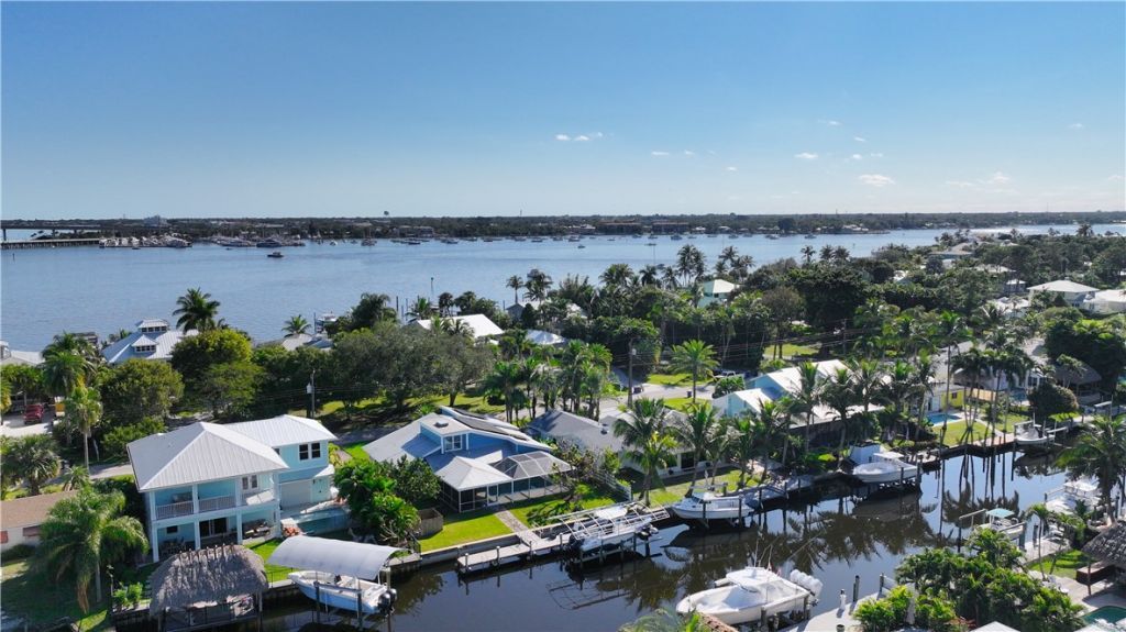 1319 SW Dyer Point Road, Palm City, FL 34990 Photo