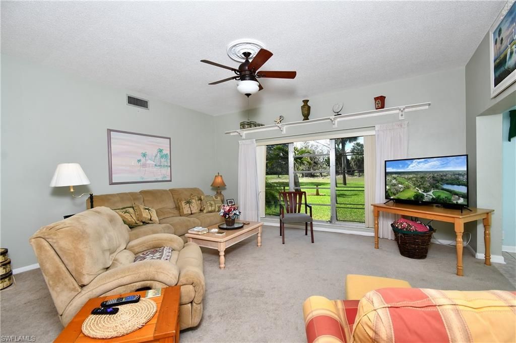 8 Park Lane Cir, Lehigh Acres, FL 33936 Photo