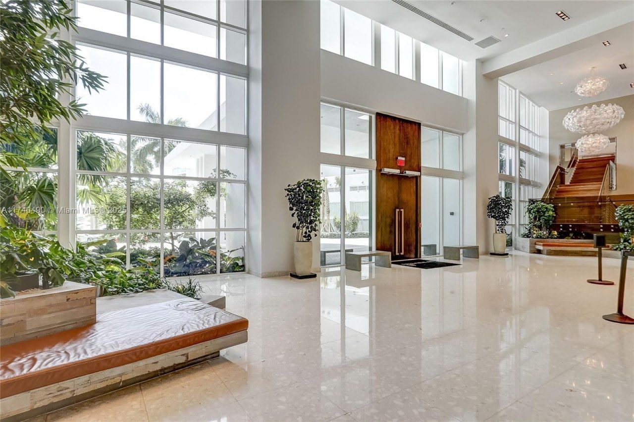 2020 N Bayshore Dr, Unit 1708, Miami, FL 33137 Photo