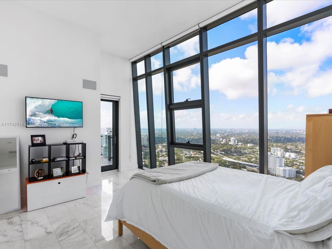 1451 Brickell Ave, Unit 5101, Miami, FL 33131 Photo