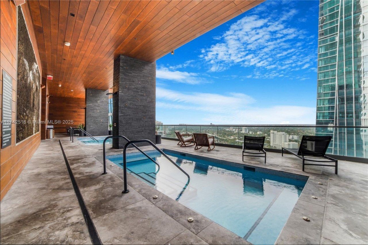 1451 Brickell Ave, Unit 5101, Miami, FL 33131 Photo