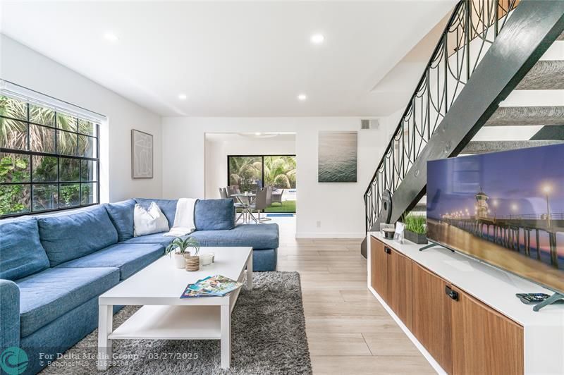 807 SW 14th Court, Fort Lauderdale, FL 33315 Photo