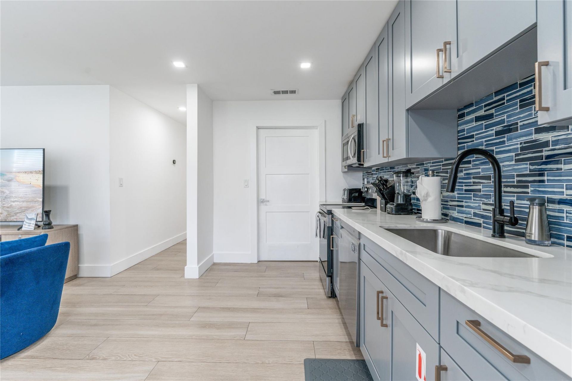 825 SW 14th Street, Fort Lauderdale, FL 33315 Photo