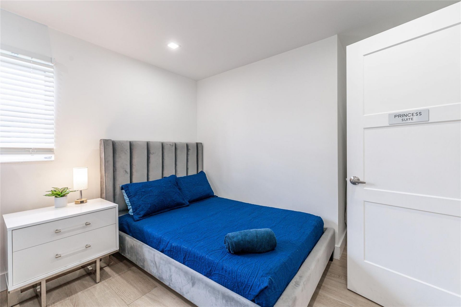 825 SW 14th Street, Fort Lauderdale, FL 33315 Photo