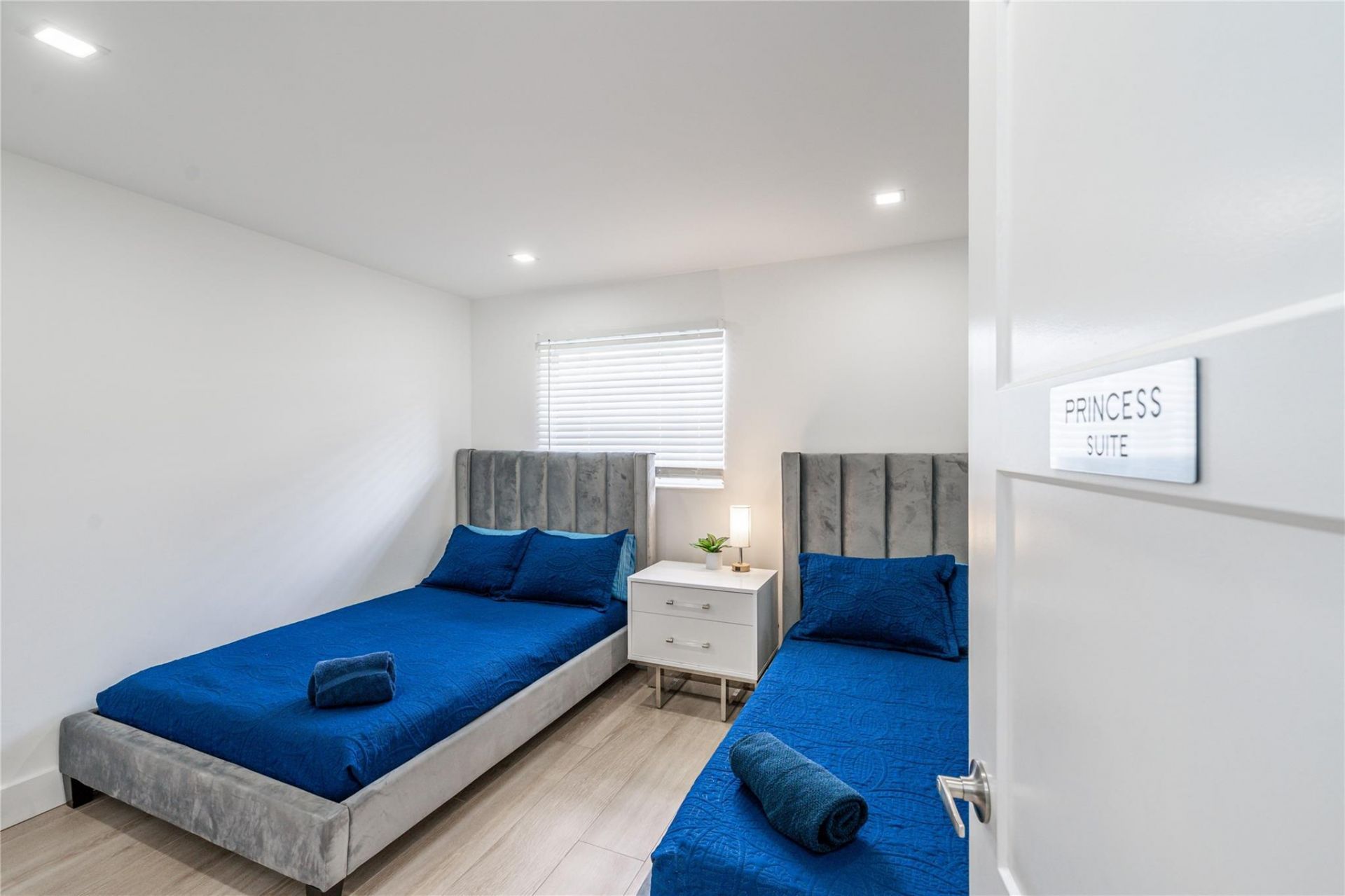 825 SW 14th Street, Fort Lauderdale, FL 33315 Photo