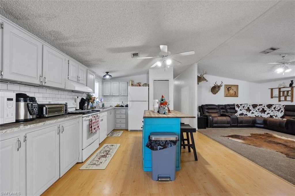 321 Brandy Ln, Naples, FL 34114 Photo