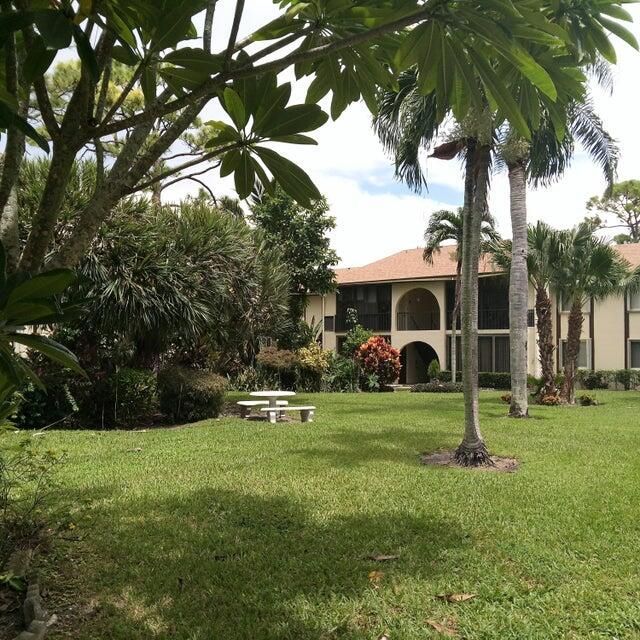 5961 Whispering Pine Way, Unit C-2, Greenacres, FL 33463 Photo