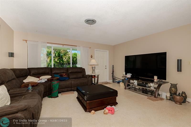 321 SE 1st Avenue, Pompano Beach, FL 33060 Photo