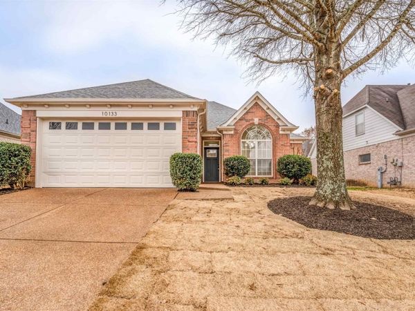 10133 LYNHAM DR, Cordova, TN 38016