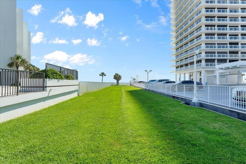 3000 N Atlantic Avenue, Unit 24, Daytona Beach, FL 32118 Photo