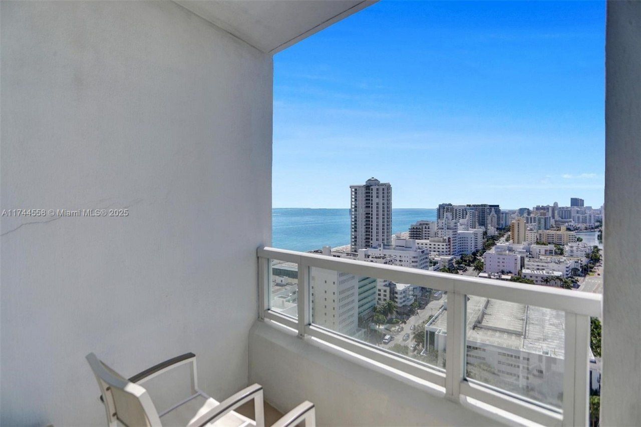 4401 Collins Ave, Unit 2114/2116, Miami Beach, FL 33140 Photo