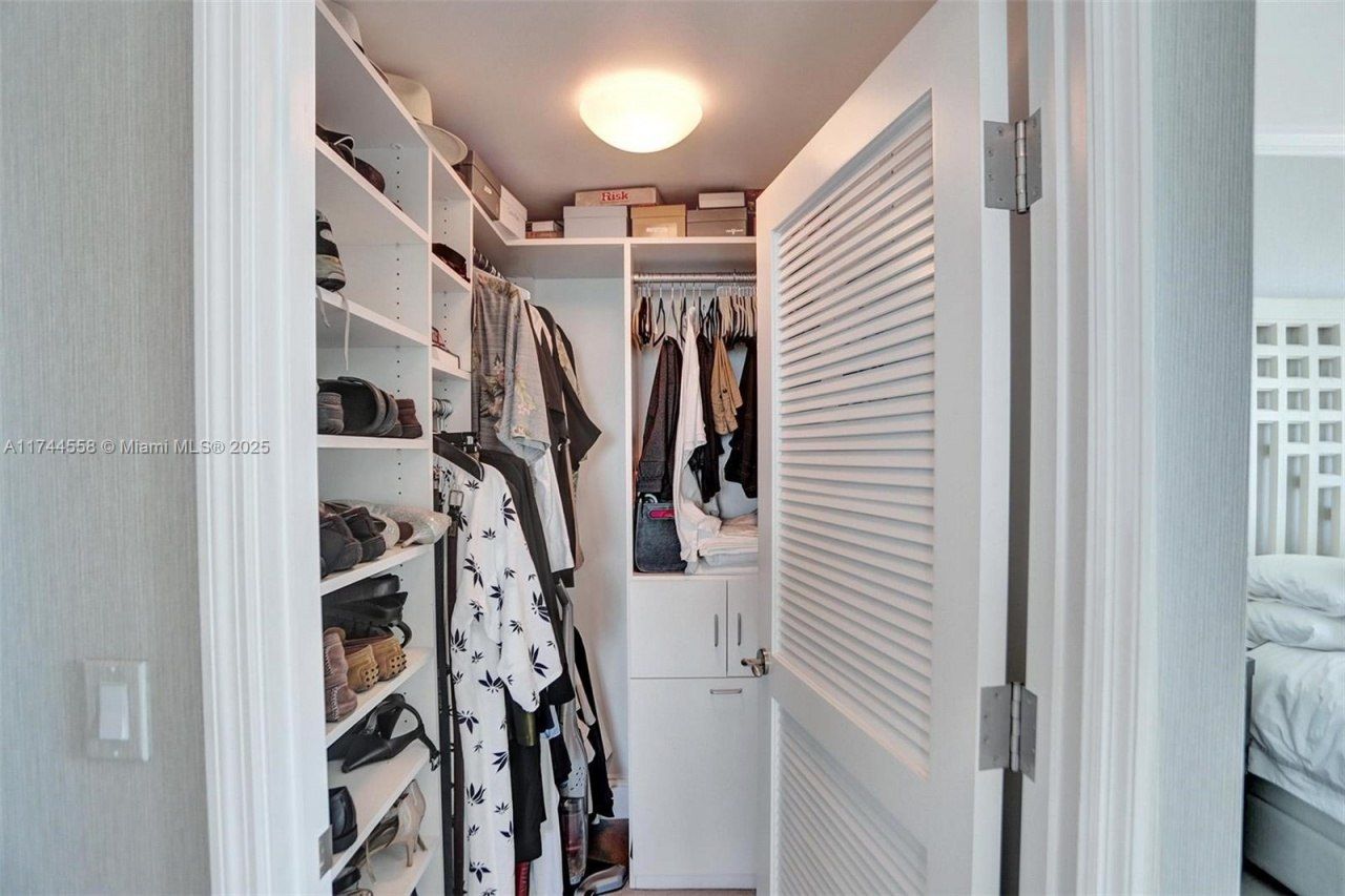 4401 Collins Ave, Unit 2114/2116, Miami Beach, FL 33140 Photo