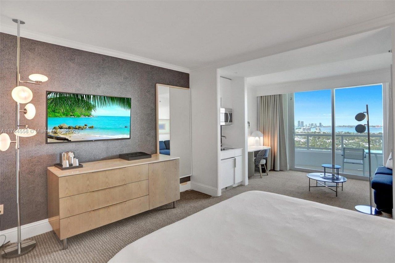 4401 Collins Ave, Unit 2114/2116, Miami Beach, FL 33140 Photo