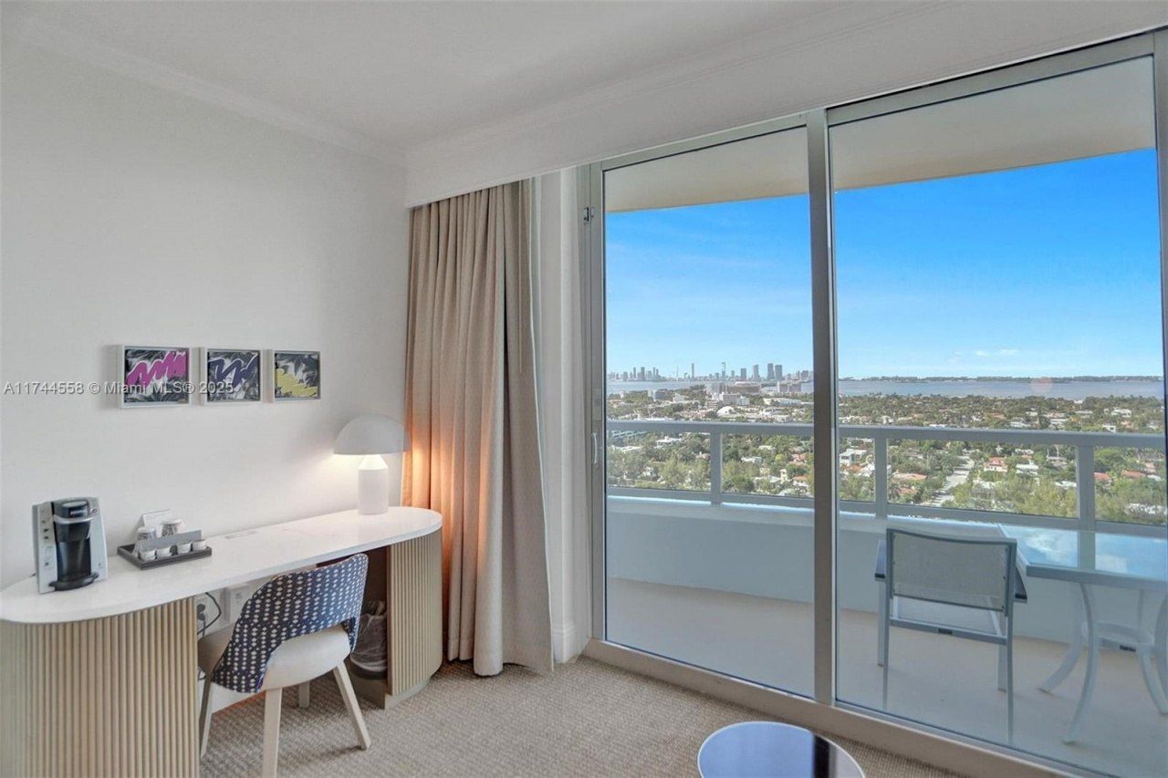 4401 Collins Ave, Unit 2114/2116, Miami Beach, FL 33140 Photo