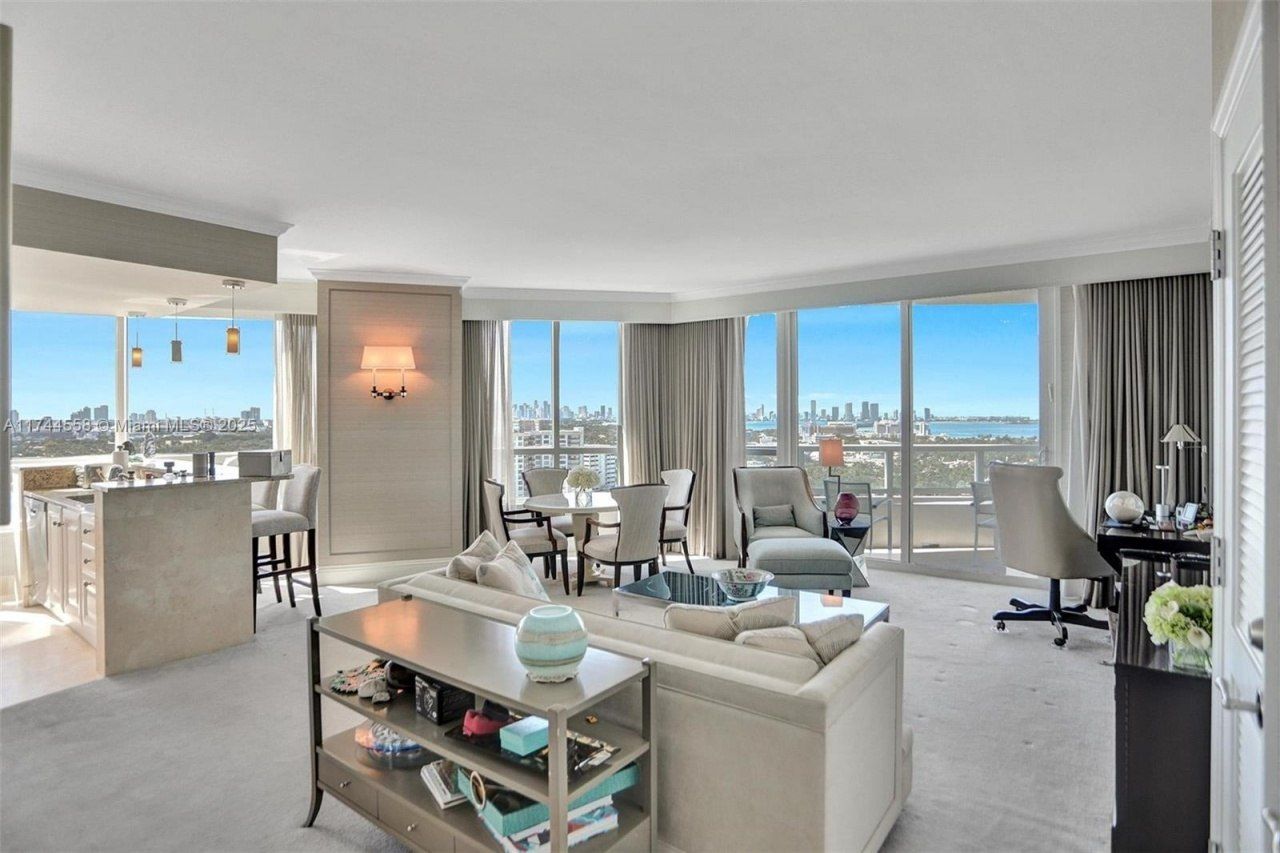 4401 Collins Ave, Unit 2114/2116, Miami Beach, FL 33140 Photo