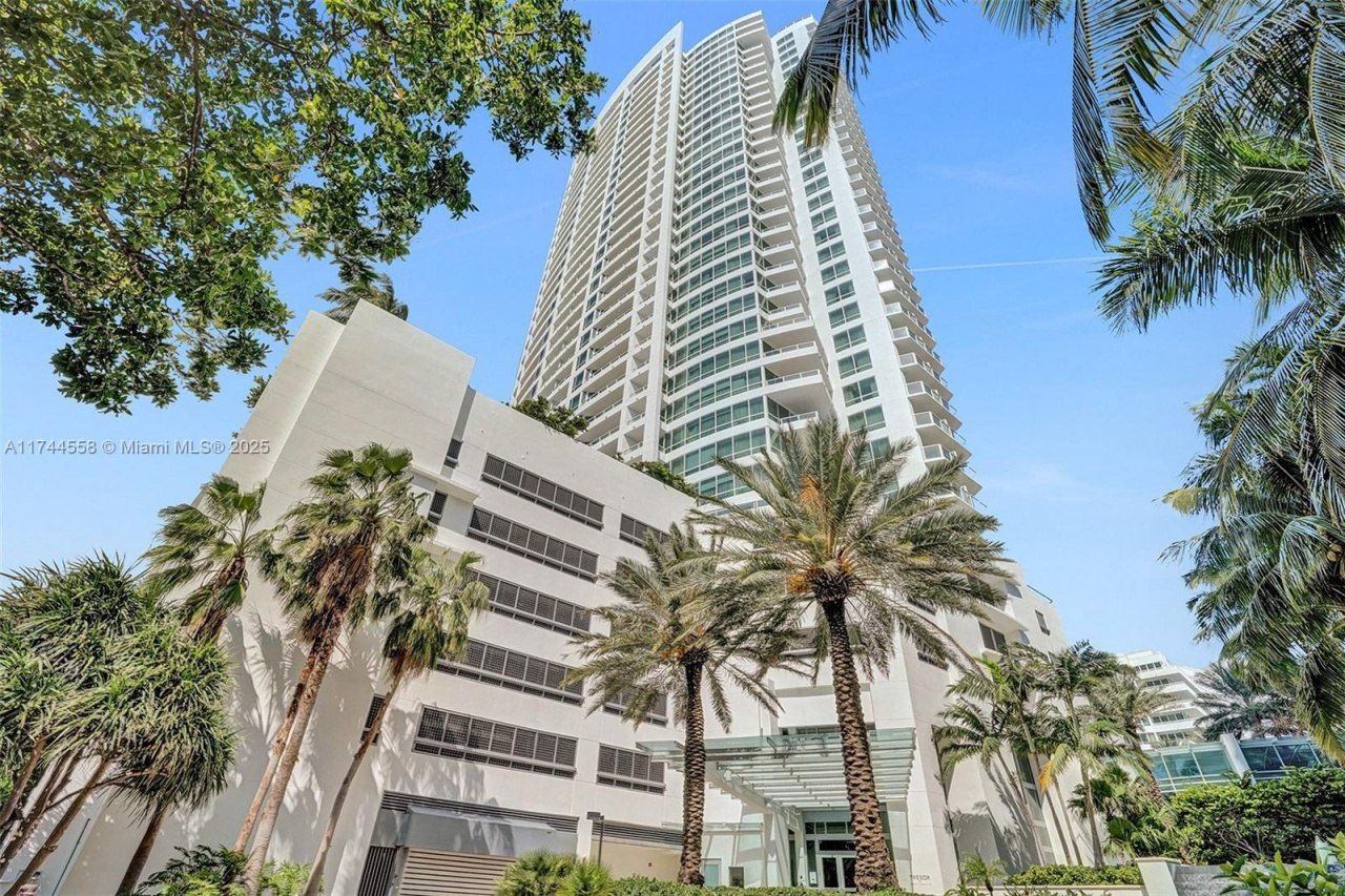 4401 Collins Ave, Unit 2114/2116, Miami Beach, FL 33140 Photo