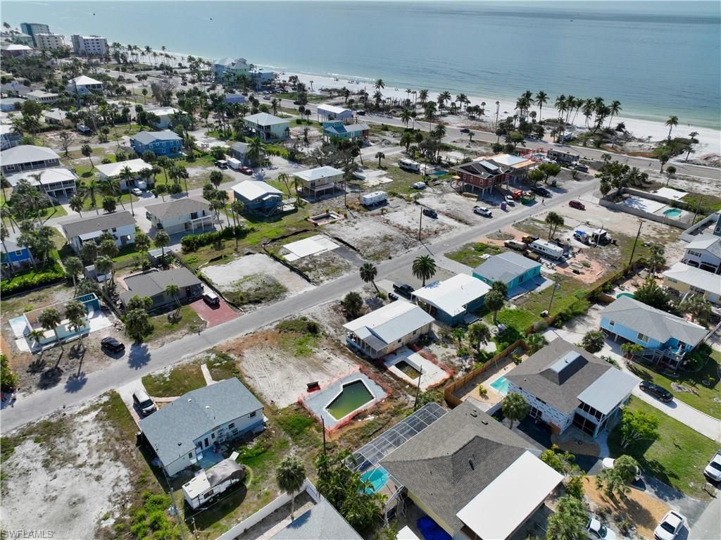 161 Hibiscus Dr, Fort Myers Beach, FL 33931 Photo