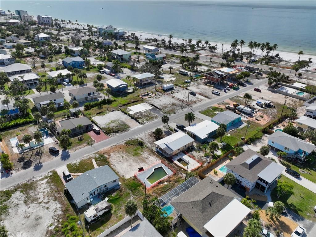 161 Hibiscus Dr, Fort Myers Beach, FL 33931 Photo