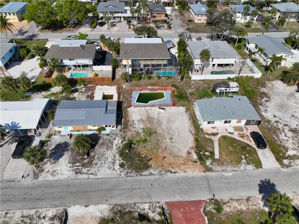 161 Hibiscus Dr, Fort Myers Beach, FL 33931 Photo