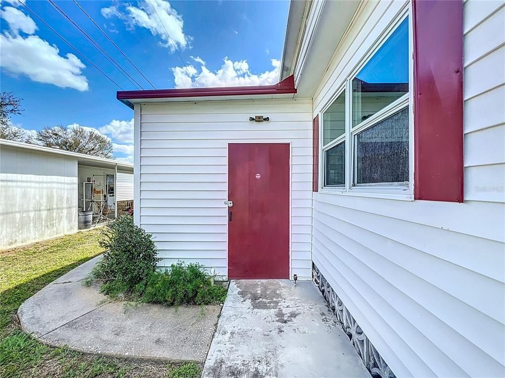 139 Gaslight Avenue, North Fort Myers, FL 33917 Photo