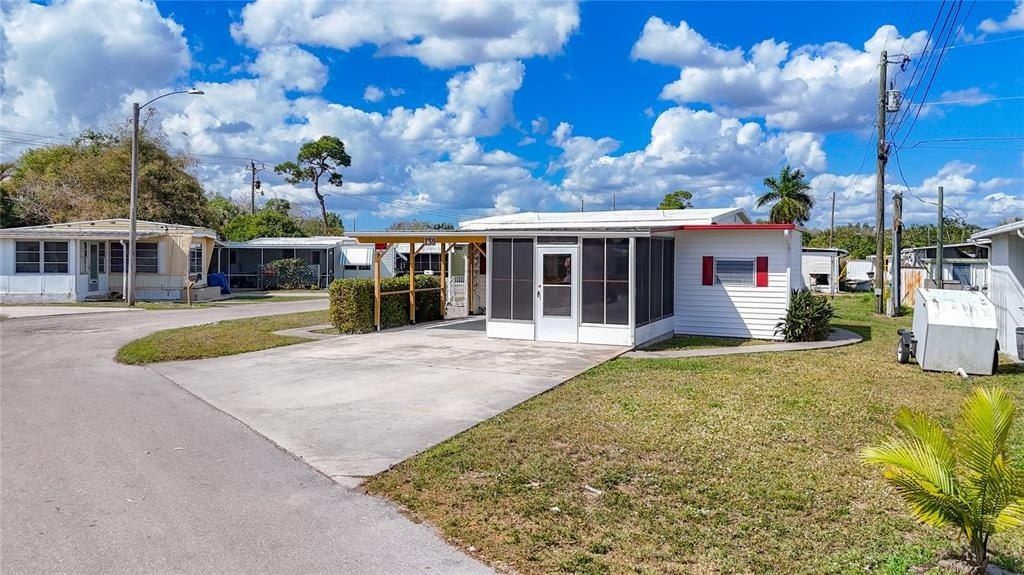 139 Gaslight Avenue, North Fort Myers, FL 33917 Photo