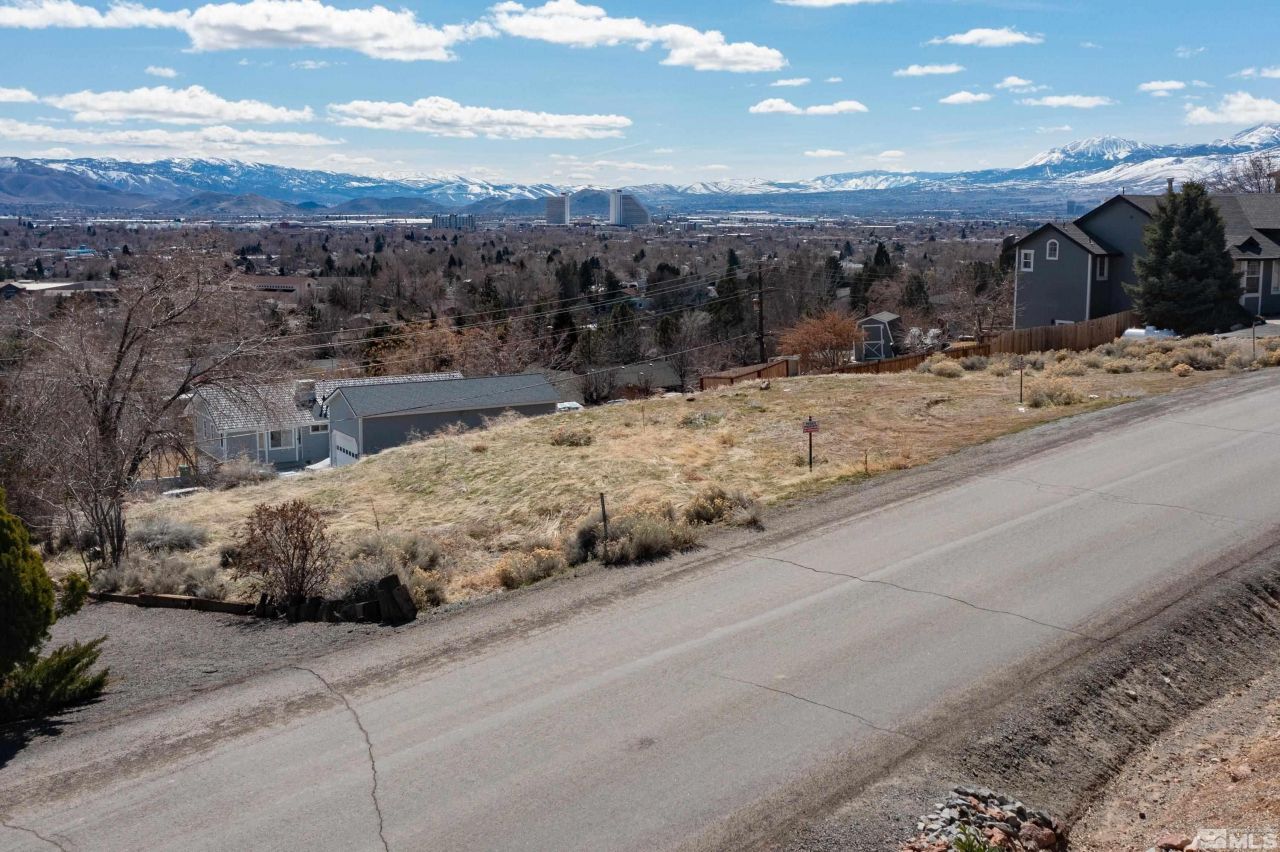 5530 High Rock Way, Sparks, NV 89431 Photo