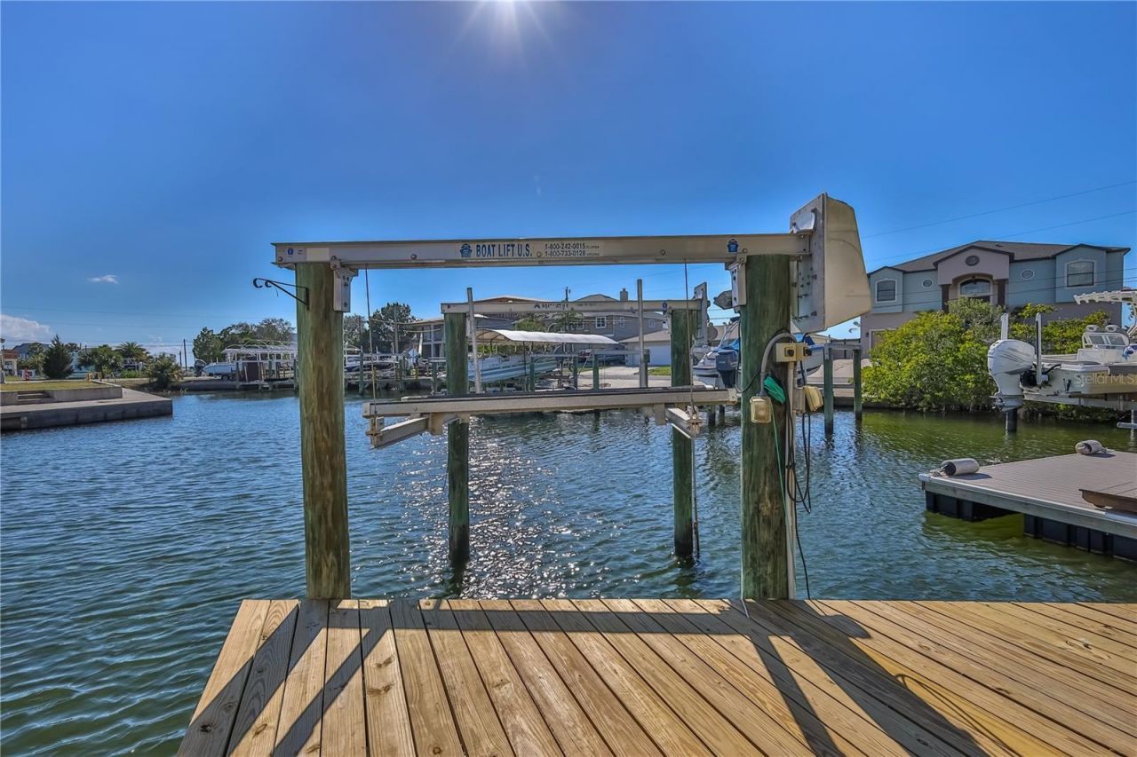 3073 Gulf Winds Circle, Hernando Beach, FL 34607 Photo