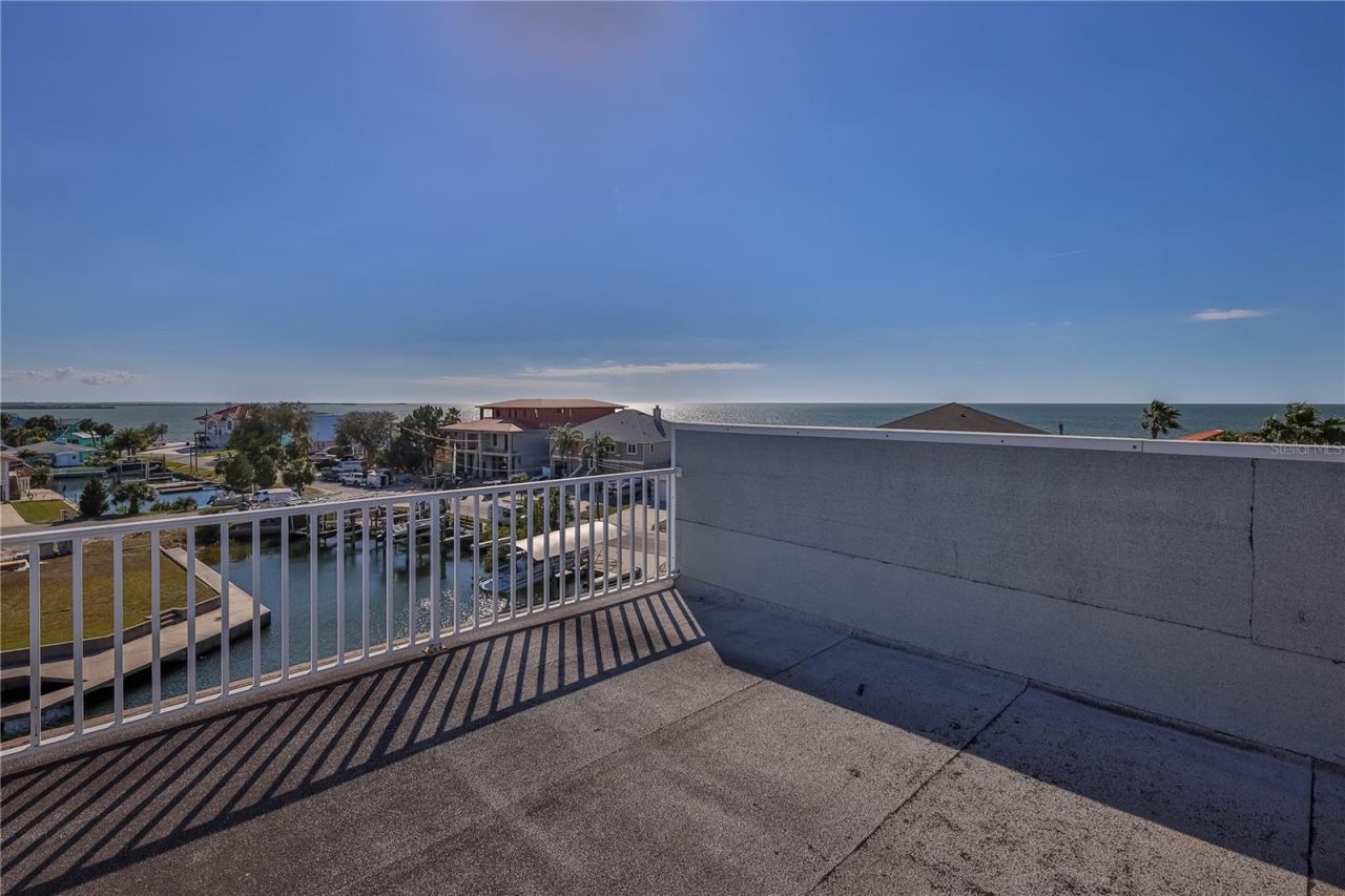 3073 Gulf Winds Circle, Hernando Beach, FL 34607 Photo