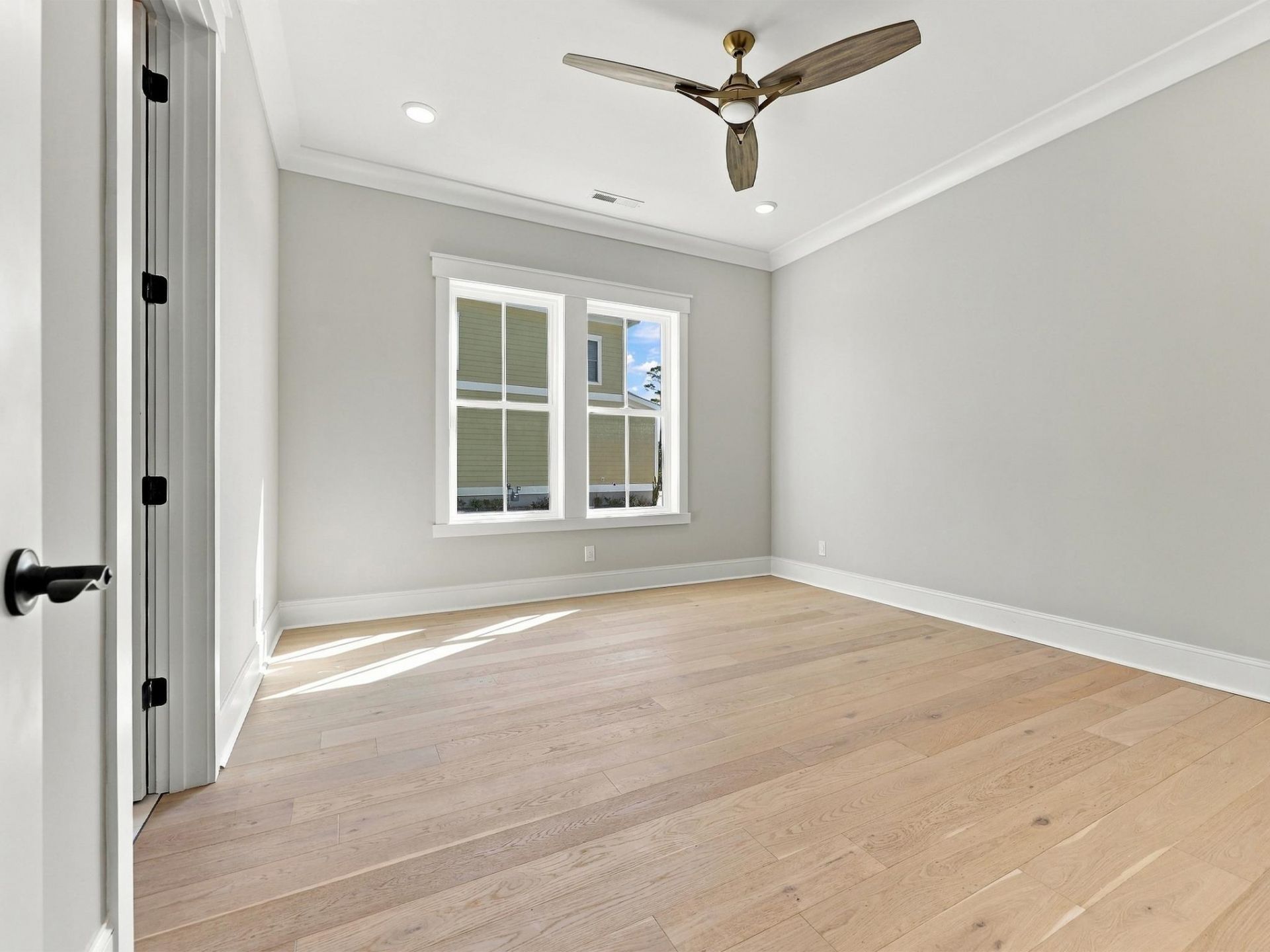 8156 Living Tide Dr. Photo 17