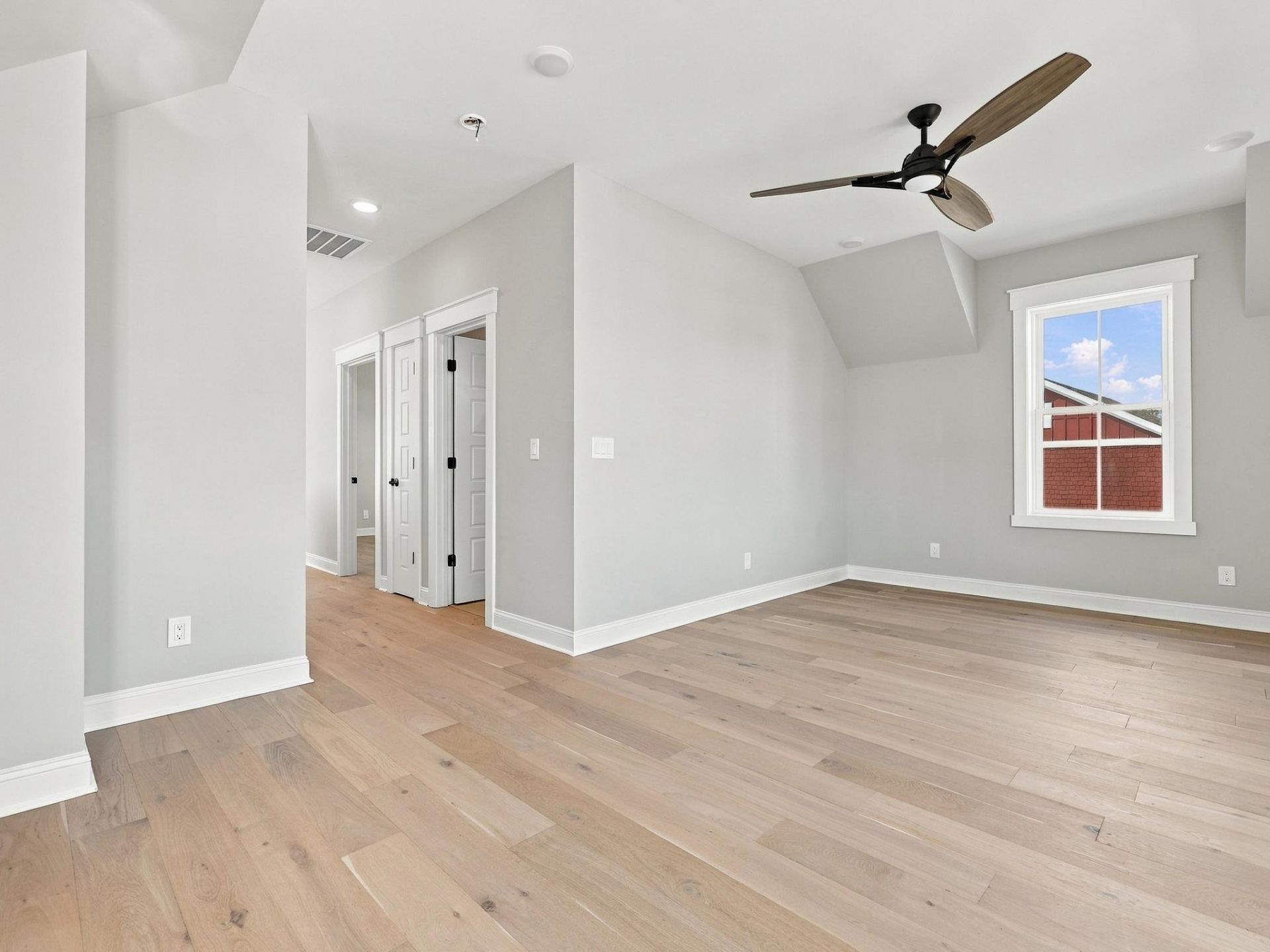 8156 Living Tide Dr. Photo 29