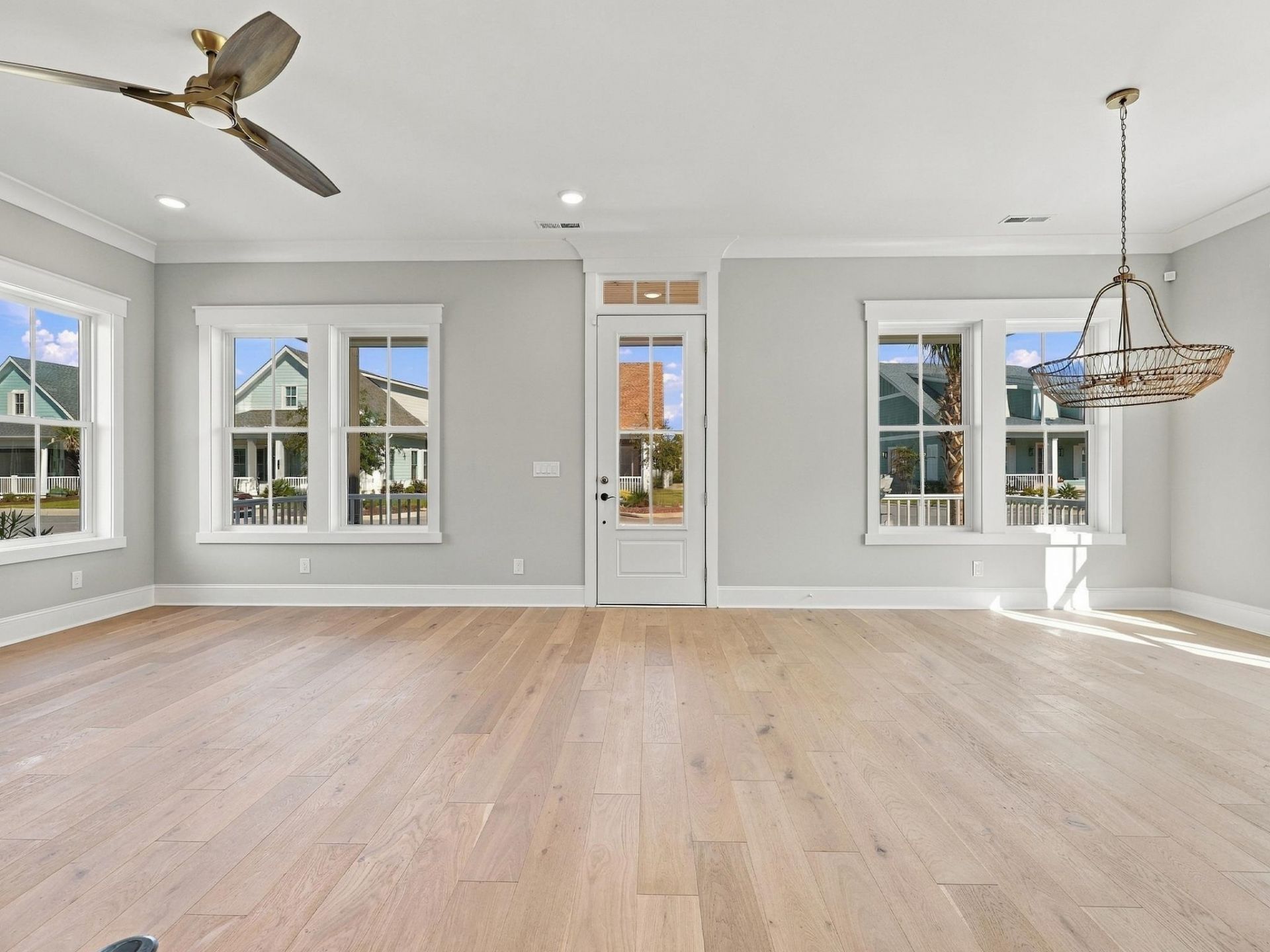 8156 Living Tide Dr. Photo 8