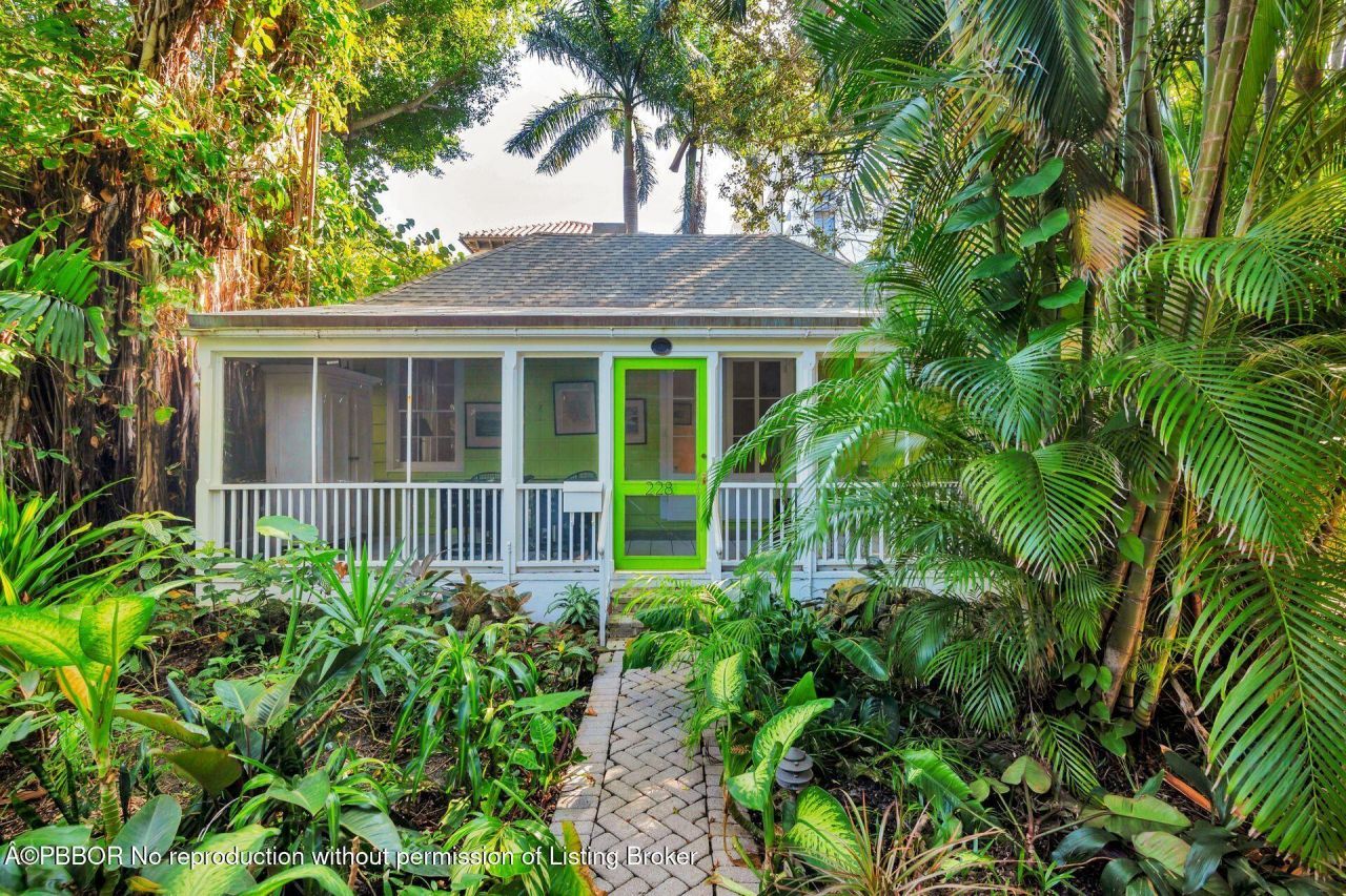 228 Phipps Plaza, Palm Beach, FL 33480 Photo