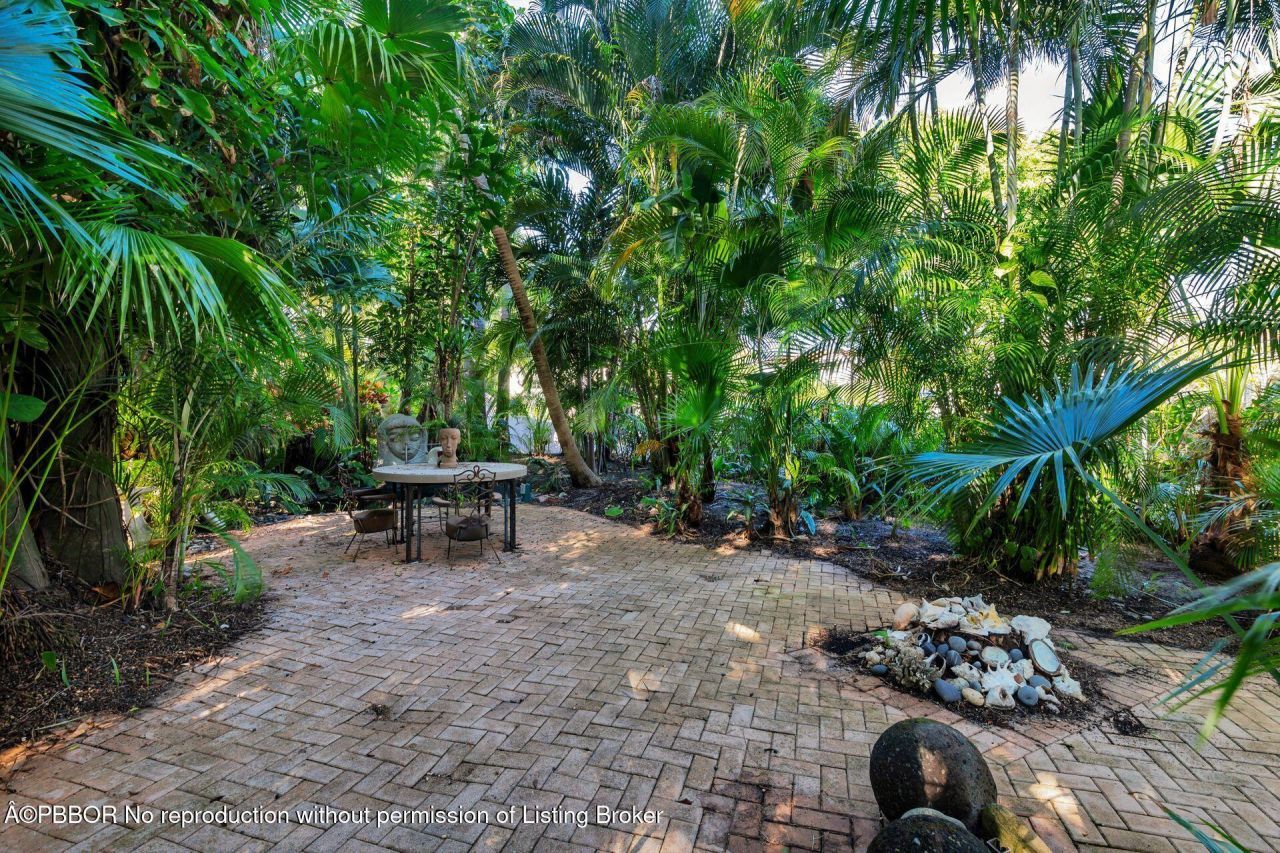 228 Phipps Plaza, Palm Beach, FL 33480 Photo