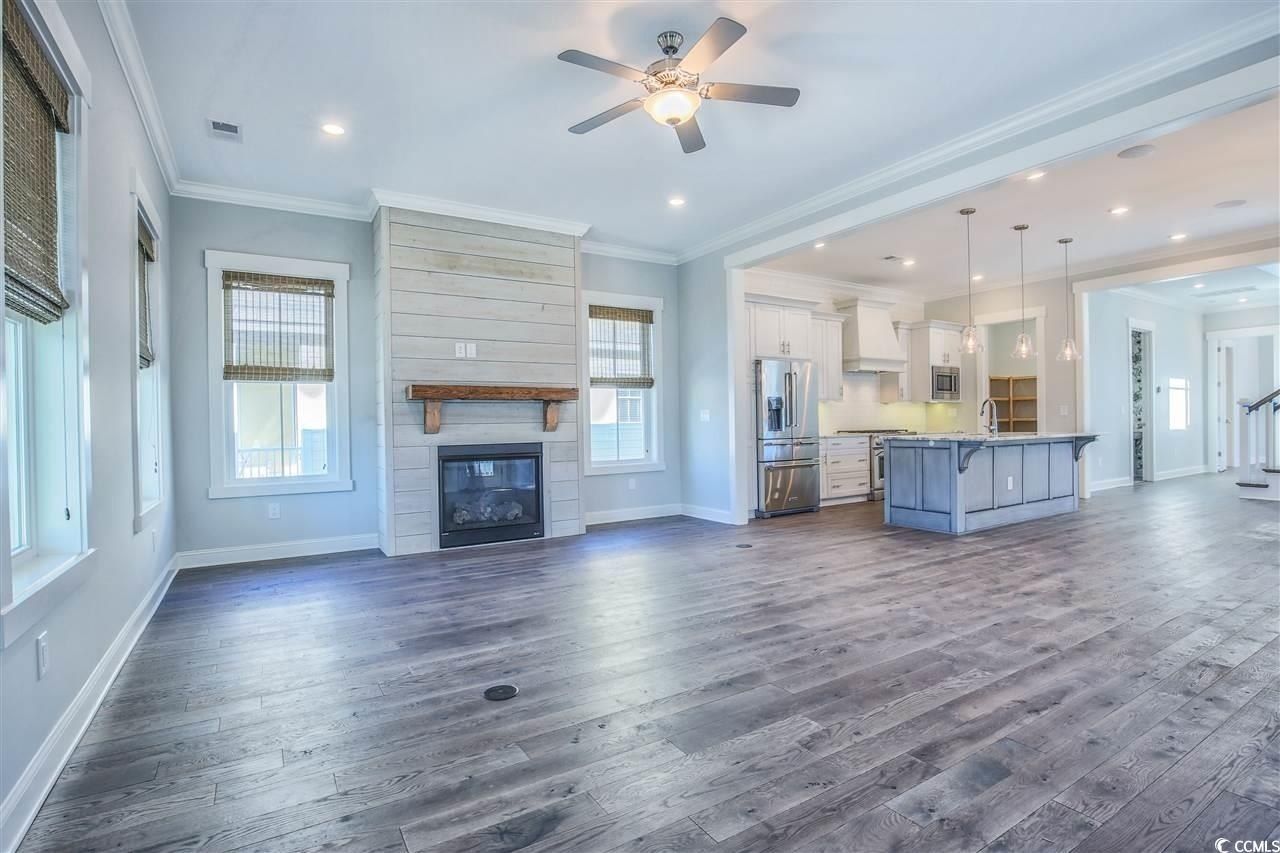 8079 Laurel Ash Ave. Photo 4