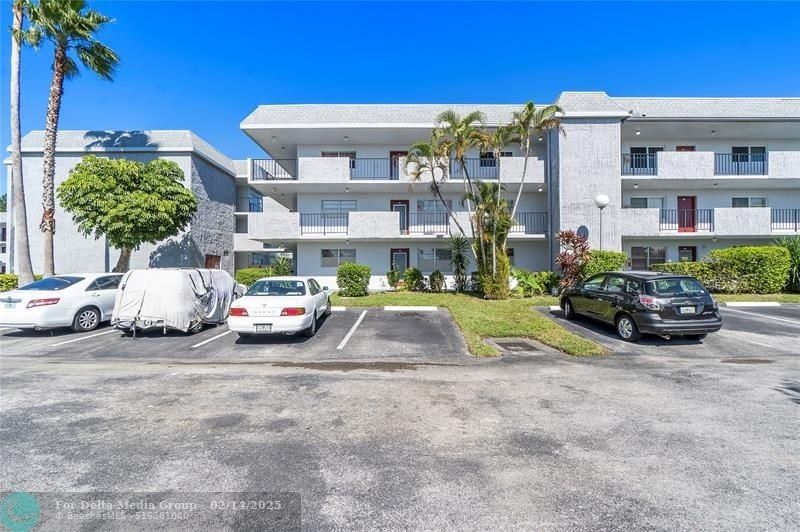 8205 NW 61st Street, Unit B305, Tamarac, FL 33321 Photo