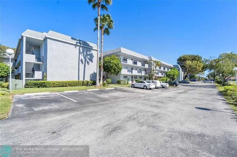 8205 NW 61st Street, Unit B305, Tamarac, FL 33321 Photo